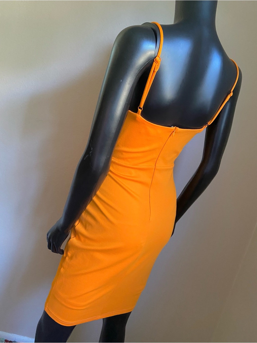 Lulu's Vibrant Orange Midi Bodycon Dress with V-Notch Neckline NWTs - Picture 6 of 12
